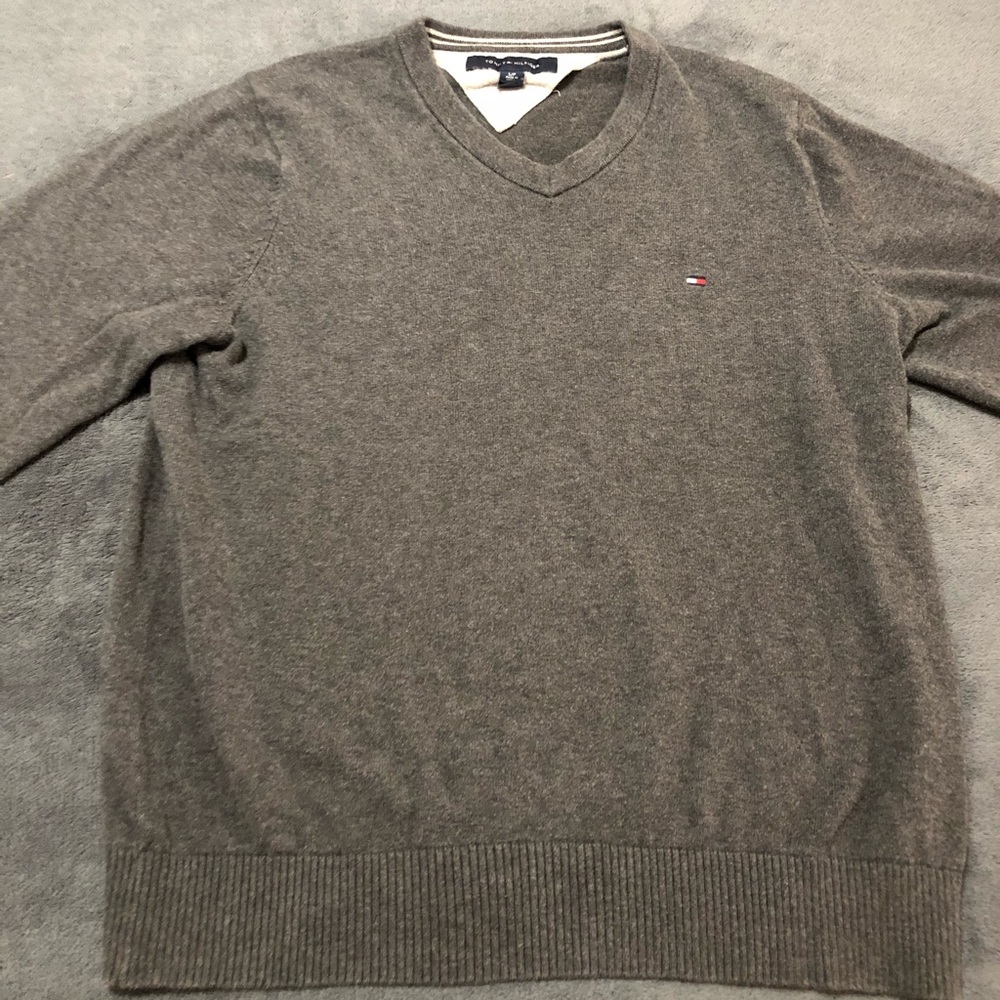 {x2 HP🥳} Men’s * Tommy Hilfiger * Gray Sweater - Picture 1 of 8